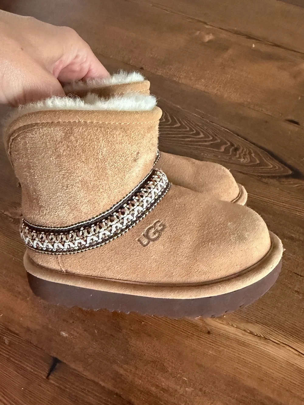 Ugg Kids Classic Faux Fur Mini Crescent Boot - Chestnut